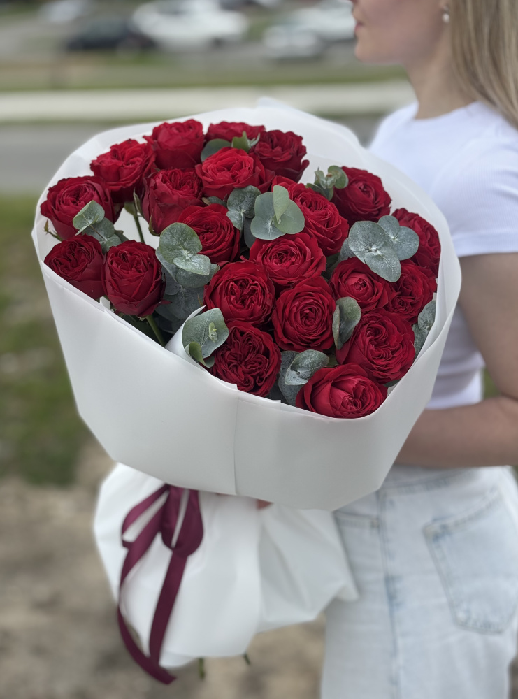 Картинка Букет из 21 розы "Алые паруса" 70см